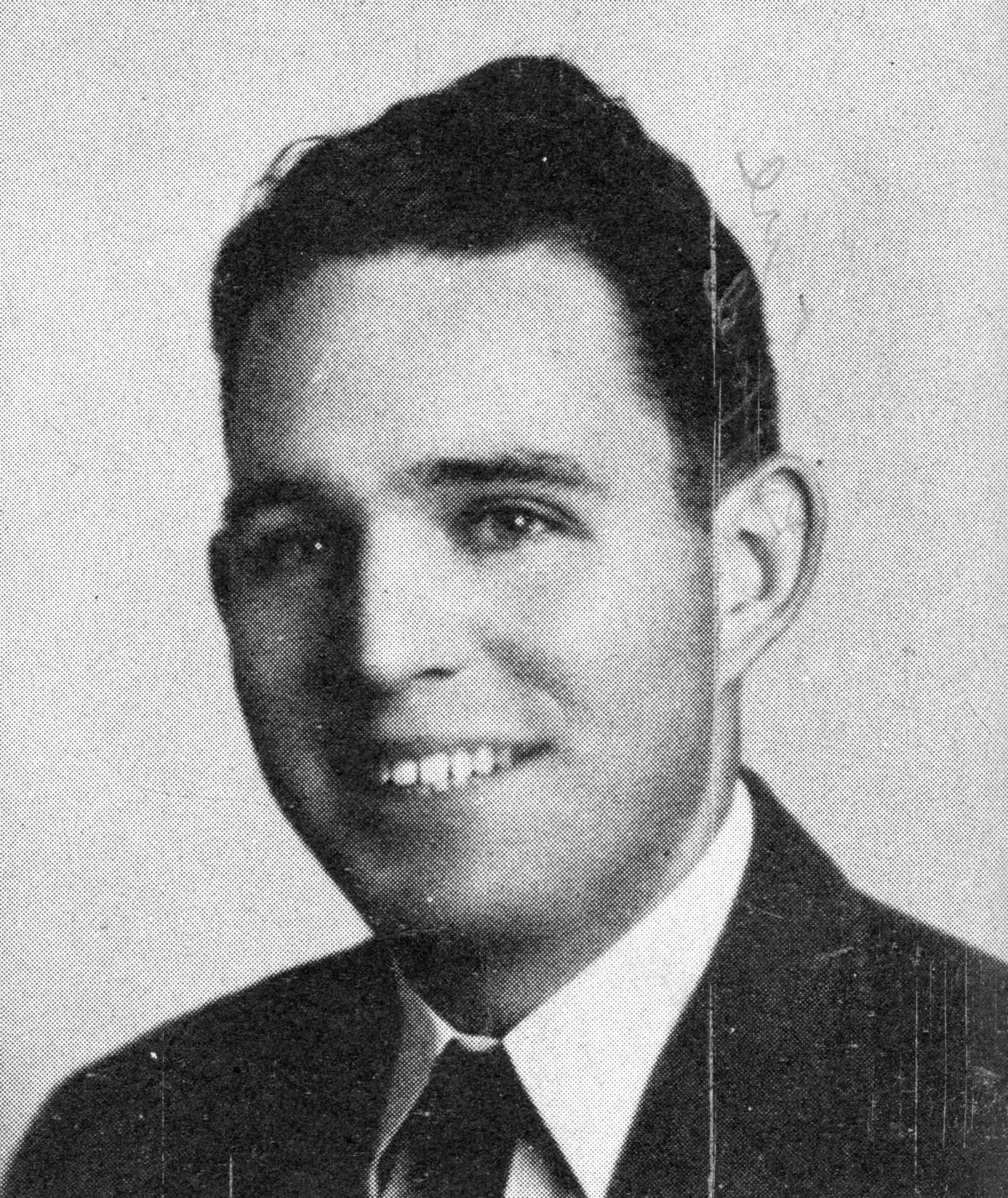 Earl Edge, black and white photo from the 1946 ACC Yearbook.