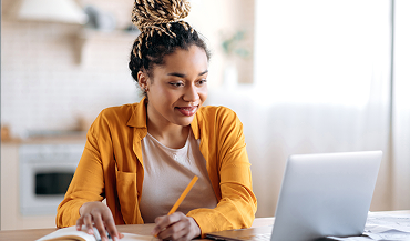 girl-working-at-table
