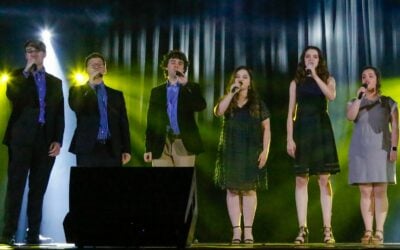 Students unveil Grace Note Show Choir
