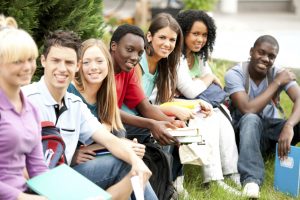 Four Ways to Make Learning Online More Like a Traditional College Experience