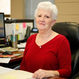 Picture of Linda Pynes
