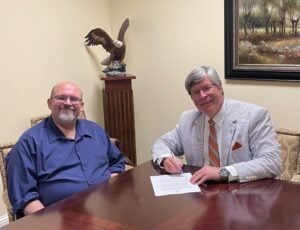 Faulkner University, West Virginia School of Preaching Sign Transfer Agreement