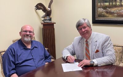 Faulkner University, West Virginia School of Preaching Sign Transfer Agreement