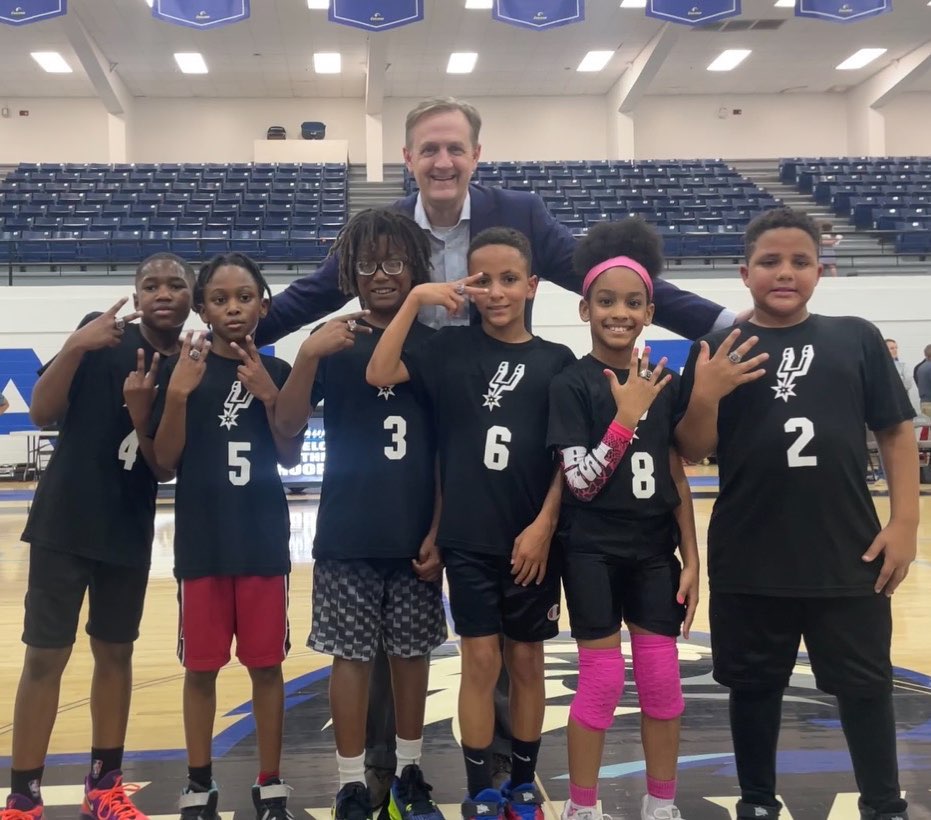 Hoops the Spurs -4th Grade Boys Champions