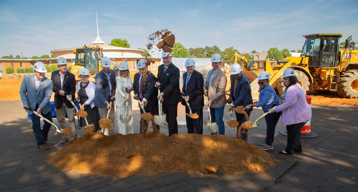 l-r General Rick Boutwell, Ross Kramer, Vicki Blackwood, William Speaks, Leisa Finley, Mike Eubanks, President Mitch Henry, Dr. Dale Kirkland, Ben Lassiter, Dr. Dave Rampersad, Dr. Uduak Afangideh and Angie Moore participate in the ARC Groundbreaking Ceremony.