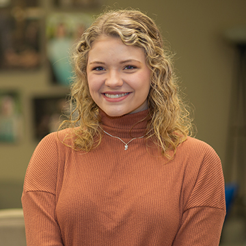 Faulkner University Collections Officer Ashley Cleveland