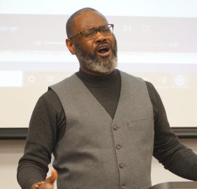 Bakari Kings sings to students during the 2020 Marketplace Faith Friday Forums.