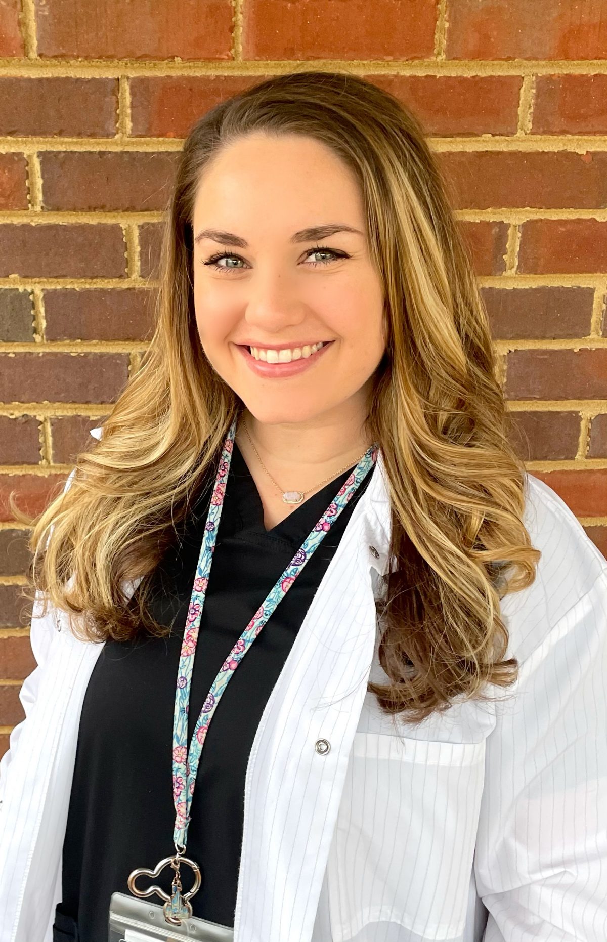 As a microbiologist with the Alabama Department of Public Health, (ADPH) Faulkner alumna Hannah Putman is working to combat illnesses and make a positive difference in people's lives.