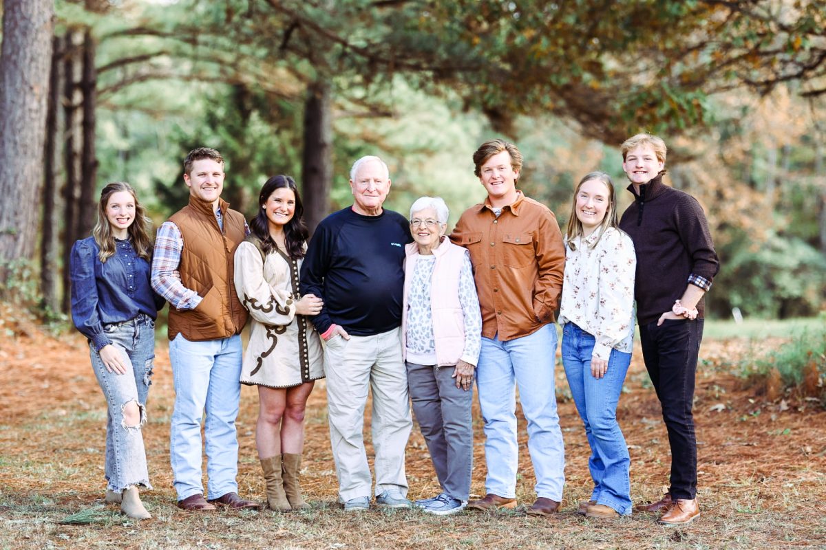 Billy and Kay Hilyer, center are surrounded by their grandchildren.