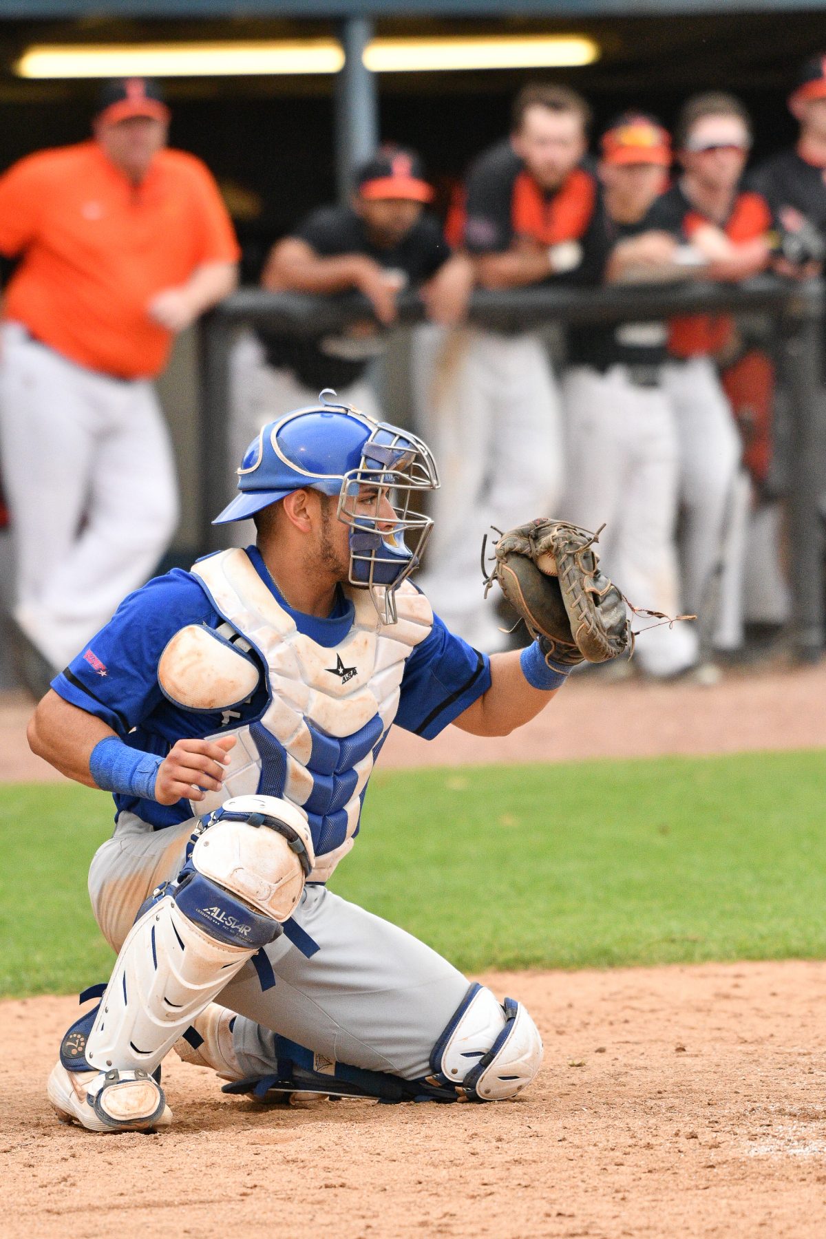 Jonathan Villa makes a catch for the Faulkner Eagles baseball team.