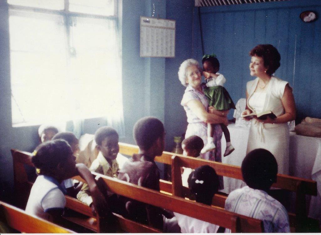Margaret teaching Children's class - Dominica Campaign 1982
