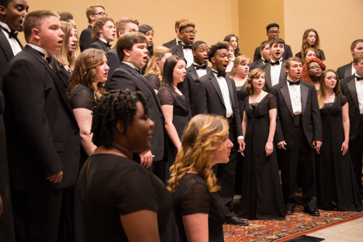 Faulkner Chorus Performing